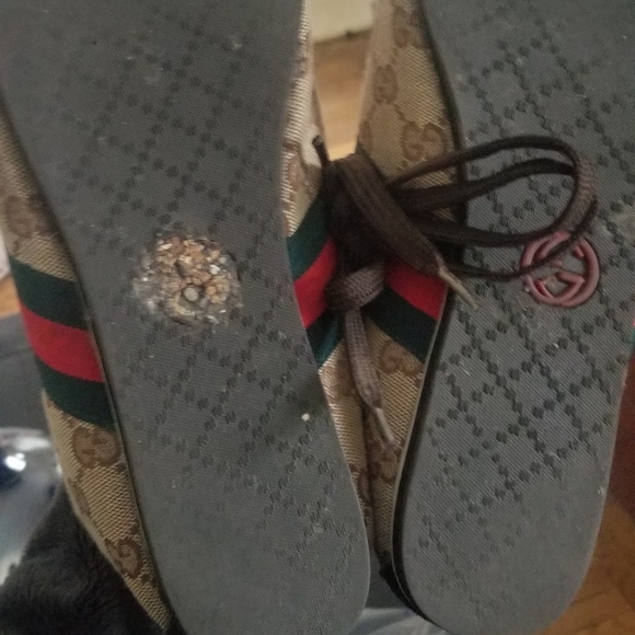 COPY. GUCCI SHOES - Picture 2 of 8